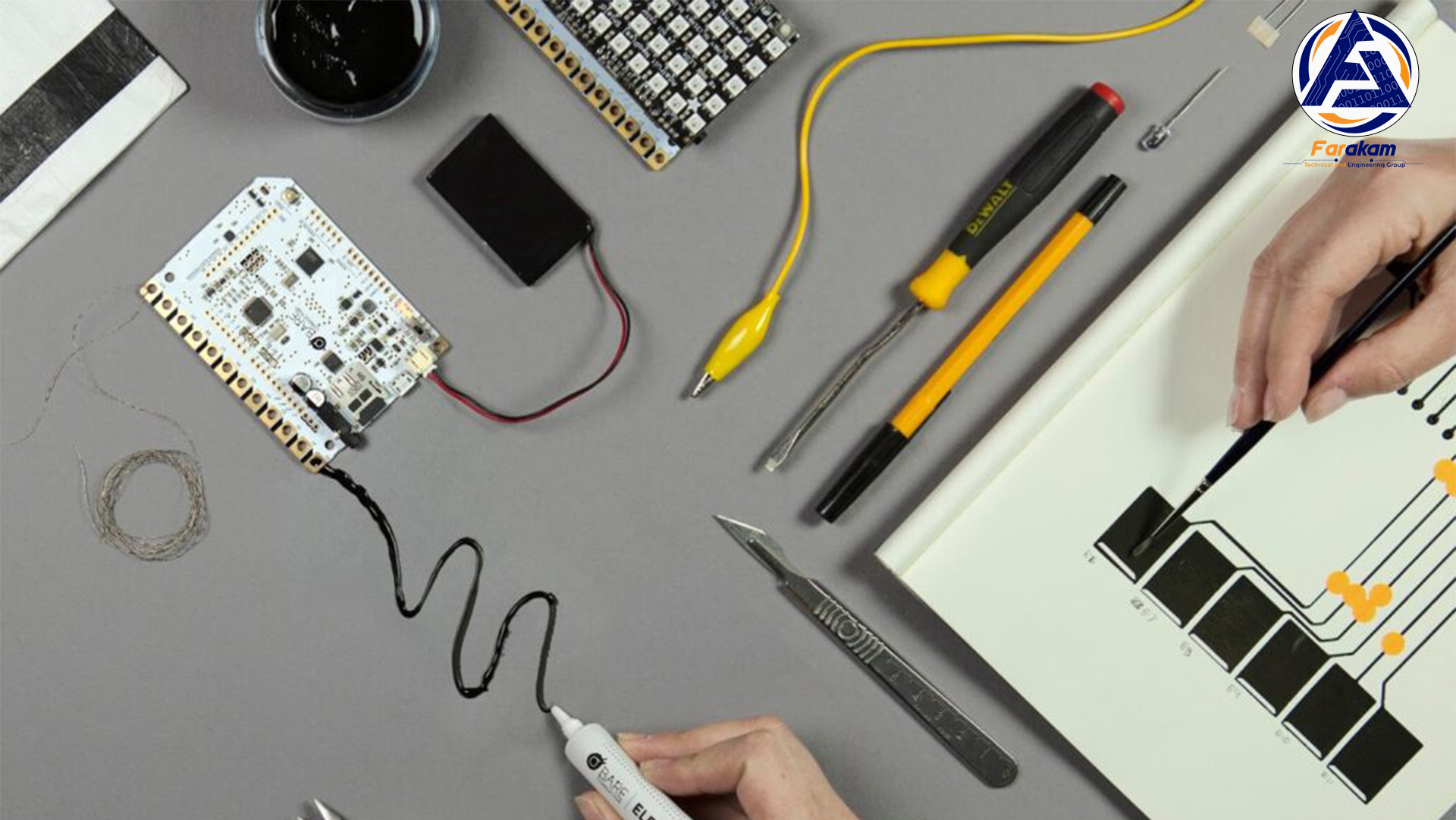 Circuit Scribe (قلمی برای خلق مدارهای الکترونیکی بر روی کاغذ)